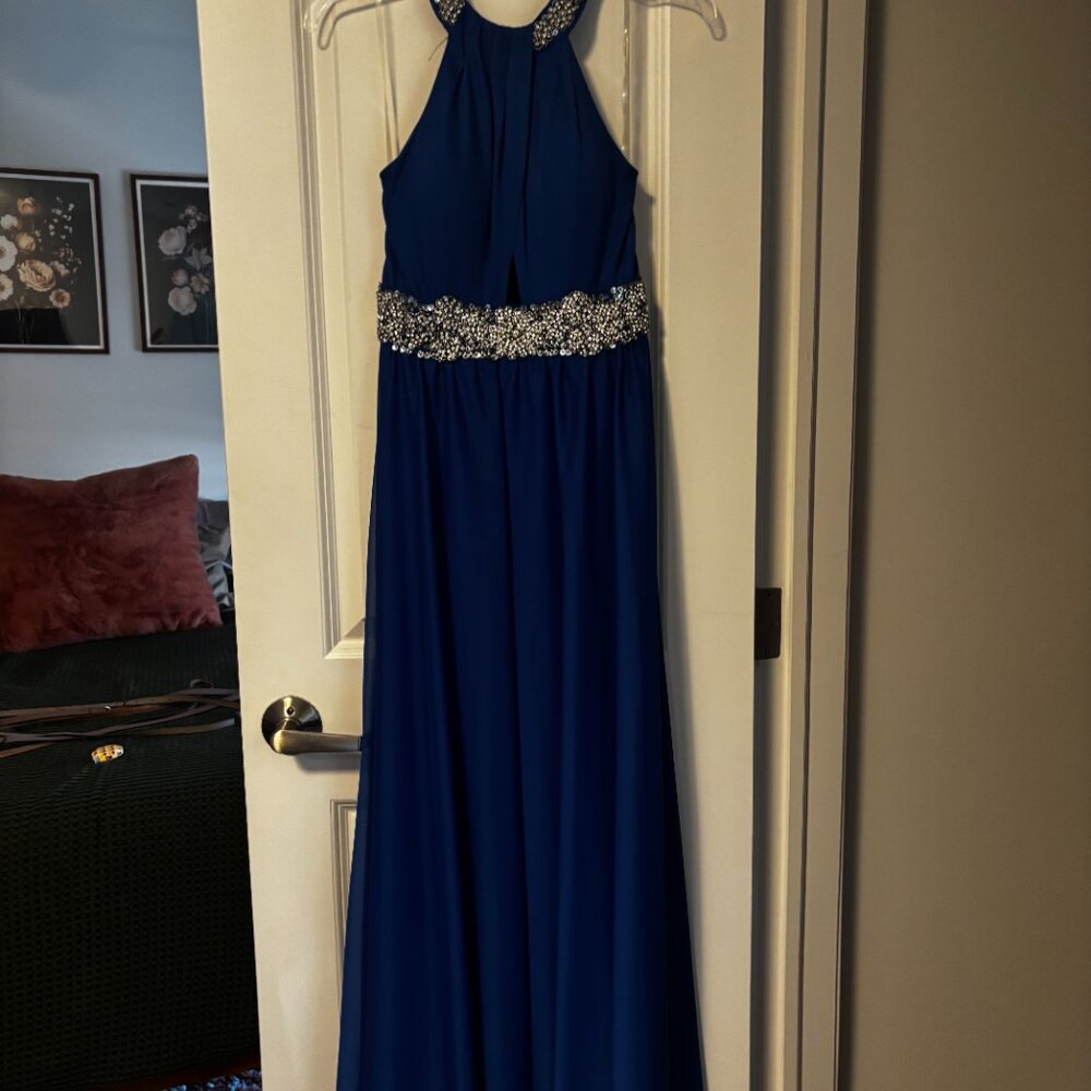 Juniors Size 7 Halter Prom Dress